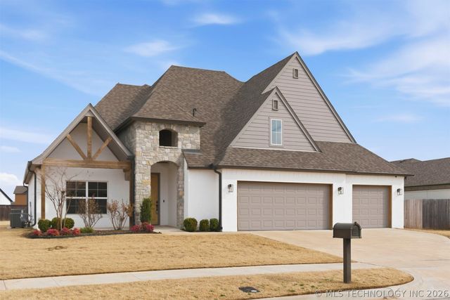 12723 S Maplewood Avenue, Bixby, OK 74008