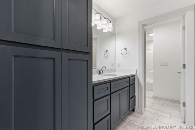 12723 S Maplewood Avenue, Bixby, OK 74008