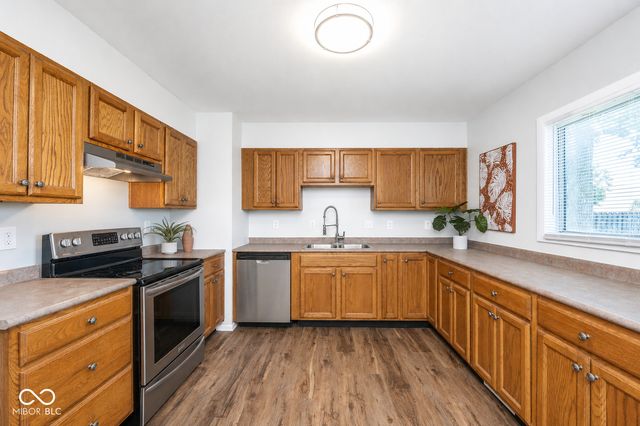 4608 Hollister Drive, Indianapolis, IN 46222