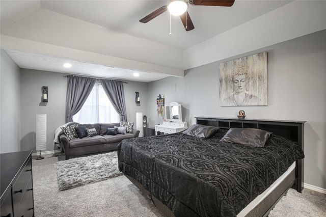 1205 Ivybridge DR, Pflugerville, TX 78660