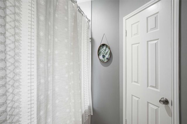 1205 Ivybridge DR, Pflugerville, TX 78660