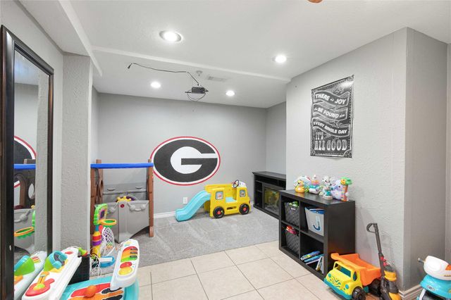 1205 Ivybridge DR, Pflugerville, TX 78660