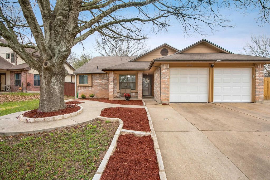 1205 Ivybridge DR, Pflugerville, TX 78660