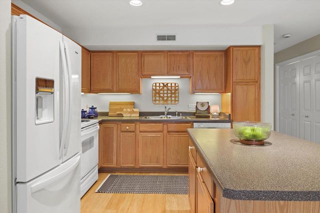 5475 Congress Avenue, Madison, WI 53718