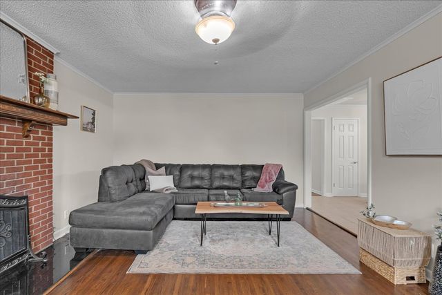6726 E 28th Street, Tulsa, OK 74129