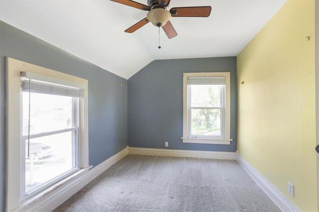 3911 Central Street, Kansas City, MO 64111
