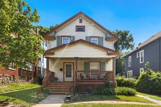 3911 Central Street, Kansas City, MO 64111