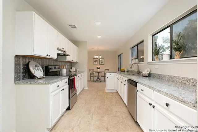 13130 REGENCY BND, San Antonio, TX 78249