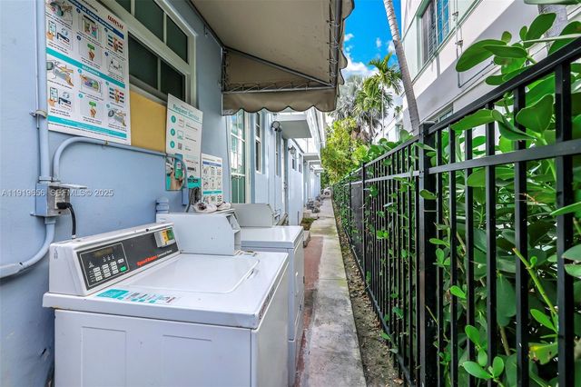 635 8th St 106, Miami Beach, FL 33139