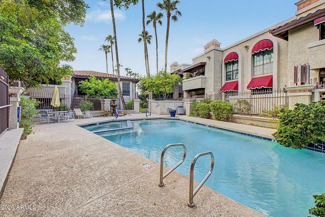 7557 N DREAMY DRAW Drive 223, Phoenix, AZ 85020