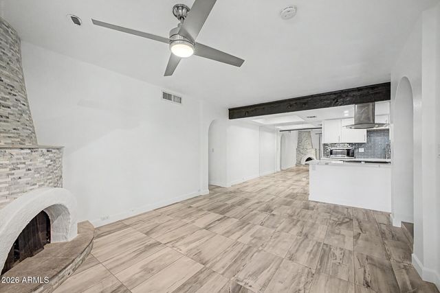 7557 N DREAMY DRAW Drive 223, Phoenix, AZ 85020