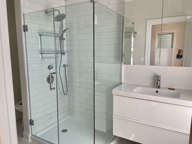 258 W Broadway 4, Boston, MA 02127