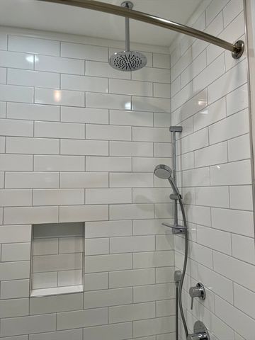 258 W Broadway 4, Boston, MA 02127