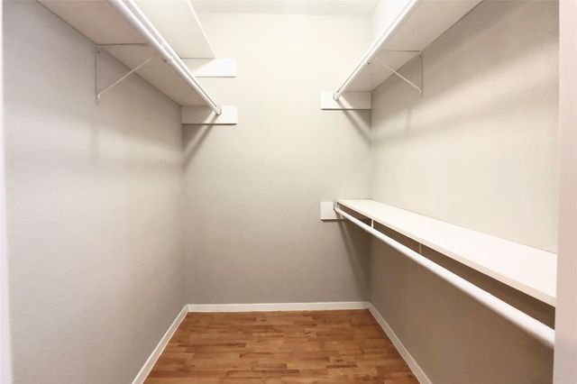 910 Duncan LN 64, Austin, TX 78705