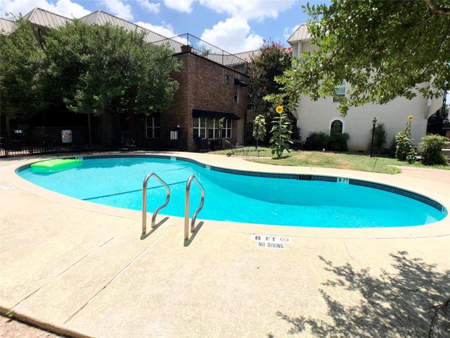 910 Duncan LN 64, Austin, TX 78705
