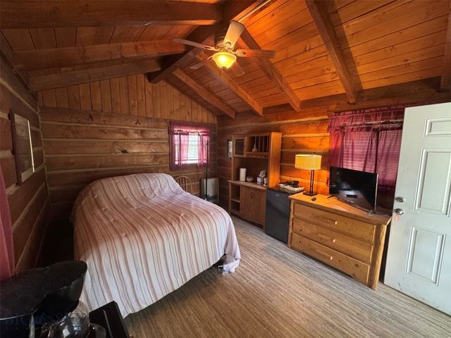 13505 Turah Road, Clinton, MT 59825