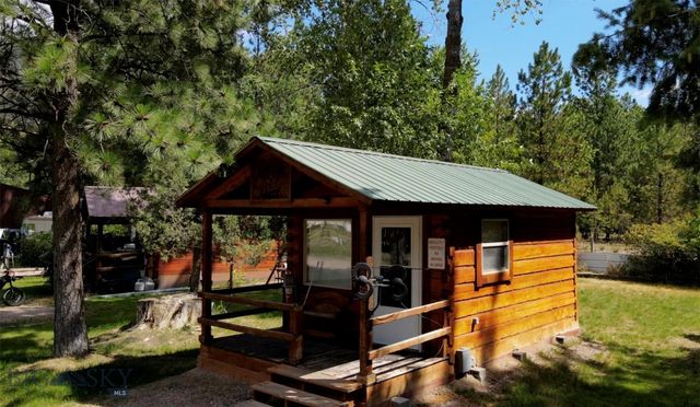 13505 Turah Road, Clinton, MT 59825