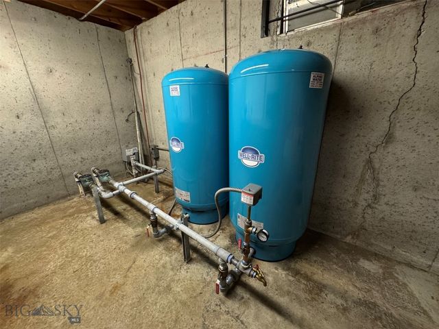 13505 Turah Road, Clinton, MT 59825