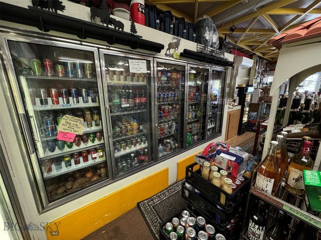 13505 Turah Road, Clinton, MT 59825