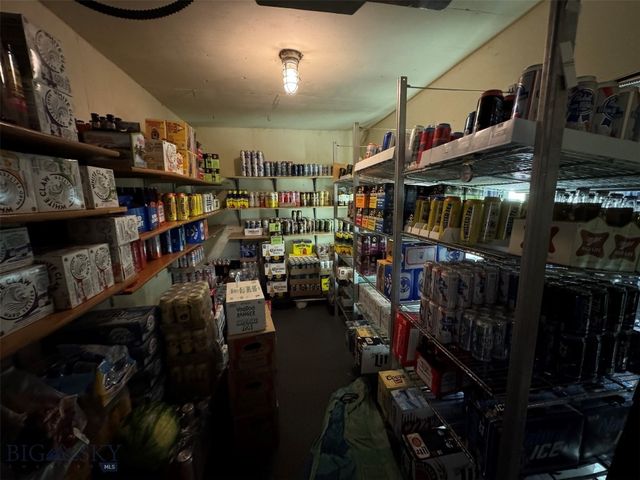 13505 Turah Road, Clinton, MT 59825