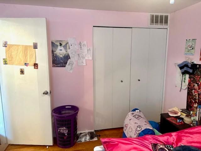 209 N Christine Circle, Mt Clemens, MI 48043
