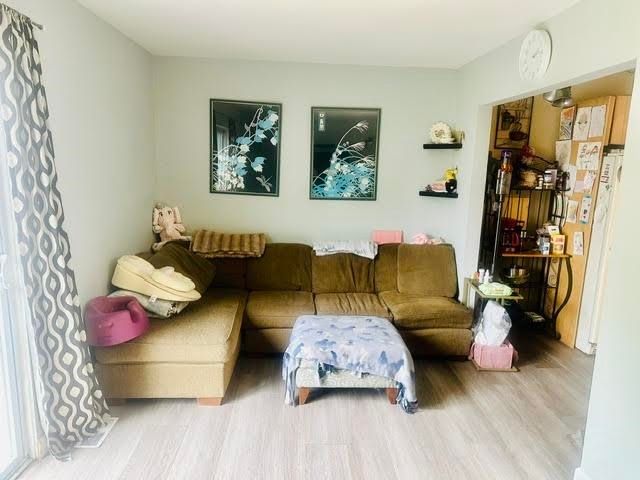 209 N Christine Circle, Mt Clemens, MI 48043