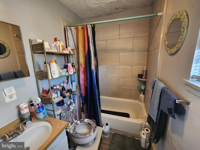 2838 BOOKERT DR, Baltimore, MD 21225