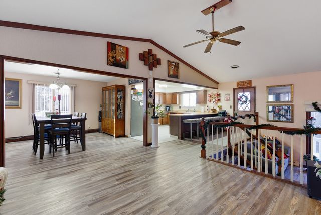 360 Knoll Road, Belvidere, IL 61008