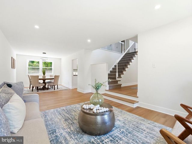 17 LYMAN AVE, Woodbury, NJ 08096