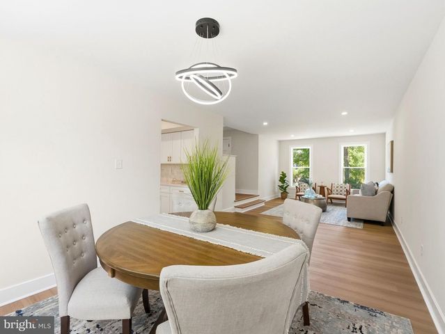 17 LYMAN AVE, Woodbury, NJ 08096