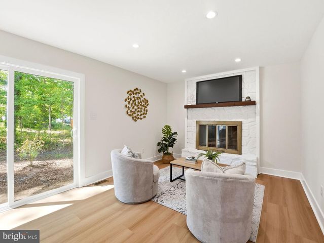 17 LYMAN AVE, Woodbury, NJ 08096