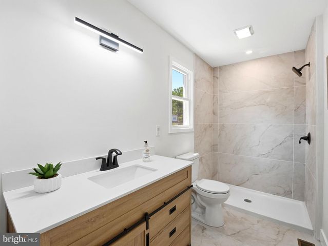 17 LYMAN AVE, Woodbury, NJ 08096