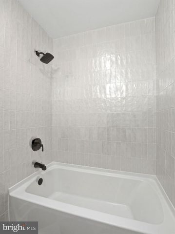 17 LYMAN AVE, Woodbury, NJ 08096