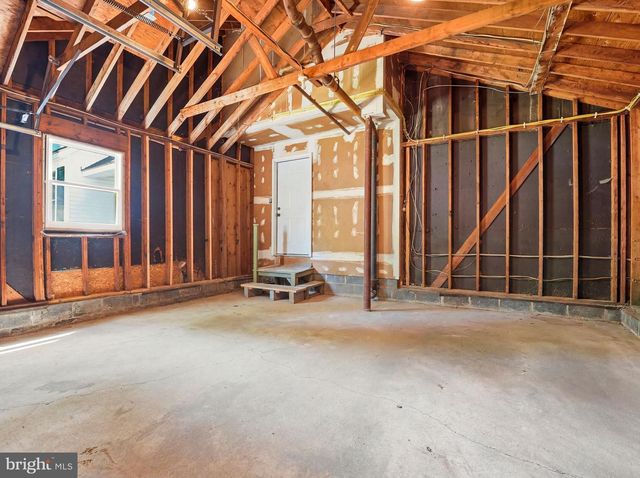 17 LYMAN AVE, Woodbury, NJ 08096
