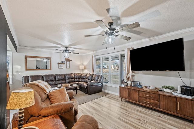 100 Linden Boulevard, Pleasant Hill, IA 50327