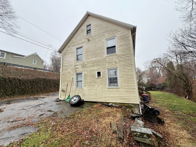 201 Prospect Street, Ansonia, CT 06401