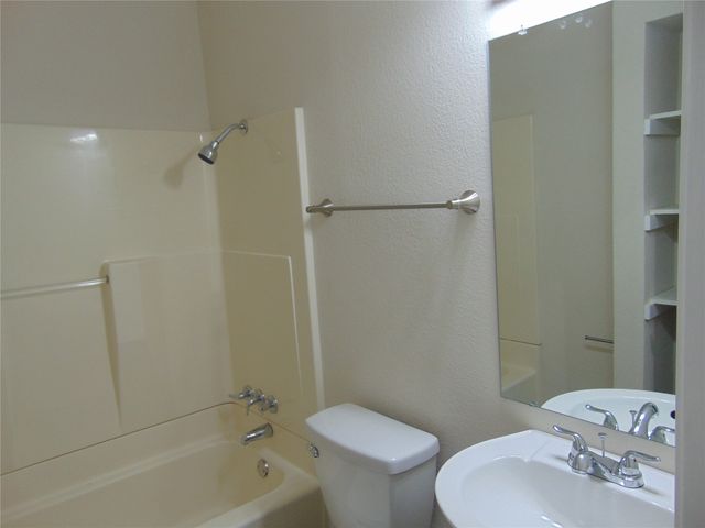 3356 Pacesetter Drive, Dallas, TX 75241