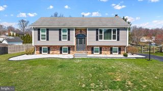 122 PINION PL, Bear, DE 19701