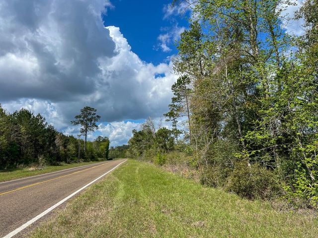 1 Fm 2827, Warren, TX 77664