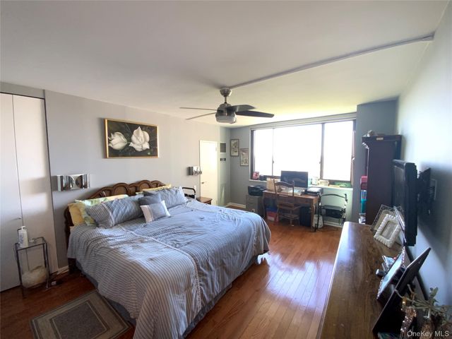 27010 Grand Central Parkway 23B, Floral Park, NY 11005