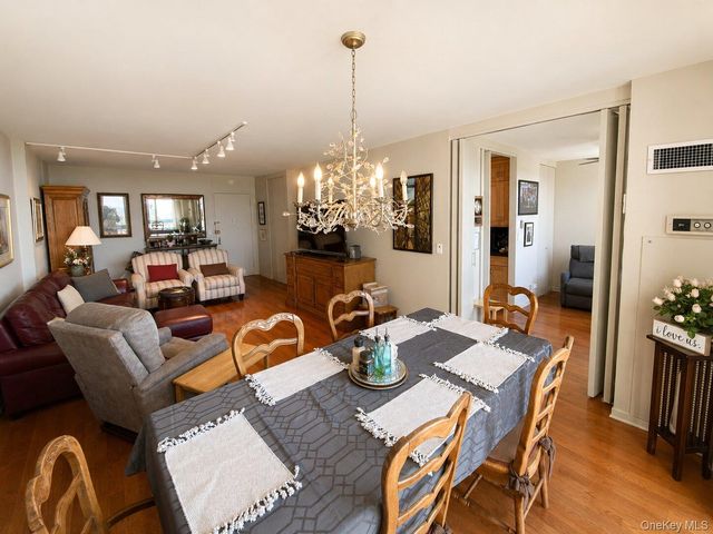 27010 Grand Central Parkway 23B, Floral Park, NY 11005