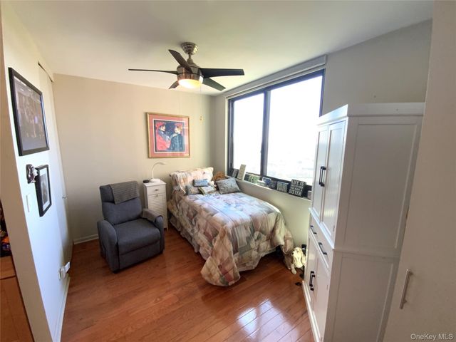 27010 Grand Central Parkway 23B, Floral Park, NY 11005