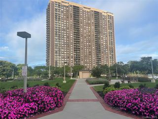 27010 Grand Central Parkway 23B, Floral Park, NY 11005