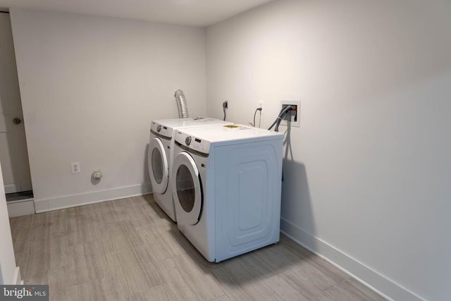 2721 W MOSHER ST, Baltimore, MD 21216