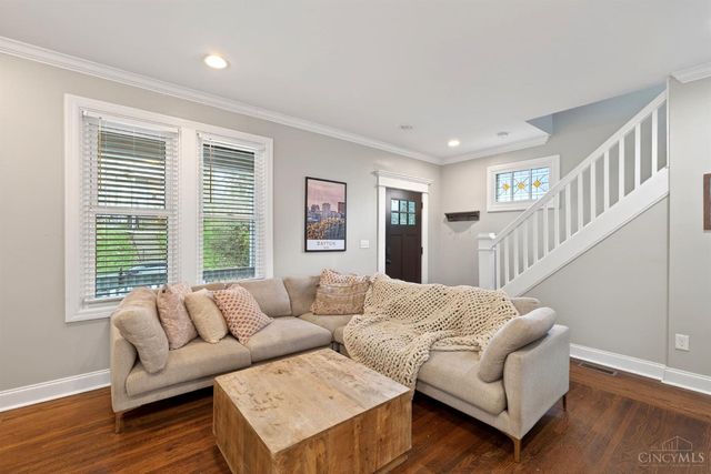 2242 Ivy Avenue, Cincinnati, OH 45208