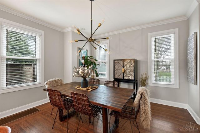 2242 Ivy Avenue, Cincinnati, OH 45208