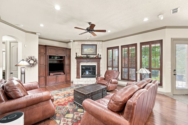 5040 Monroe Court, Midlothian, TX 76065