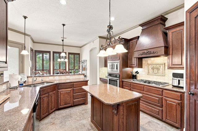 5040 Monroe Court, Midlothian, TX 76065