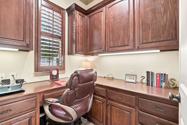 5040 Monroe Court, Midlothian, TX 76065