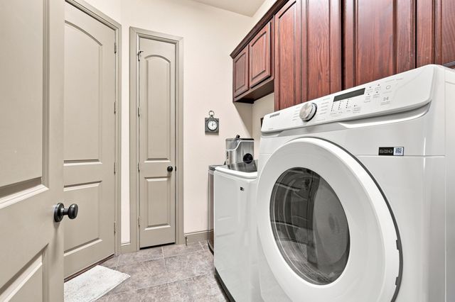 5040 Monroe Court, Midlothian, TX 76065